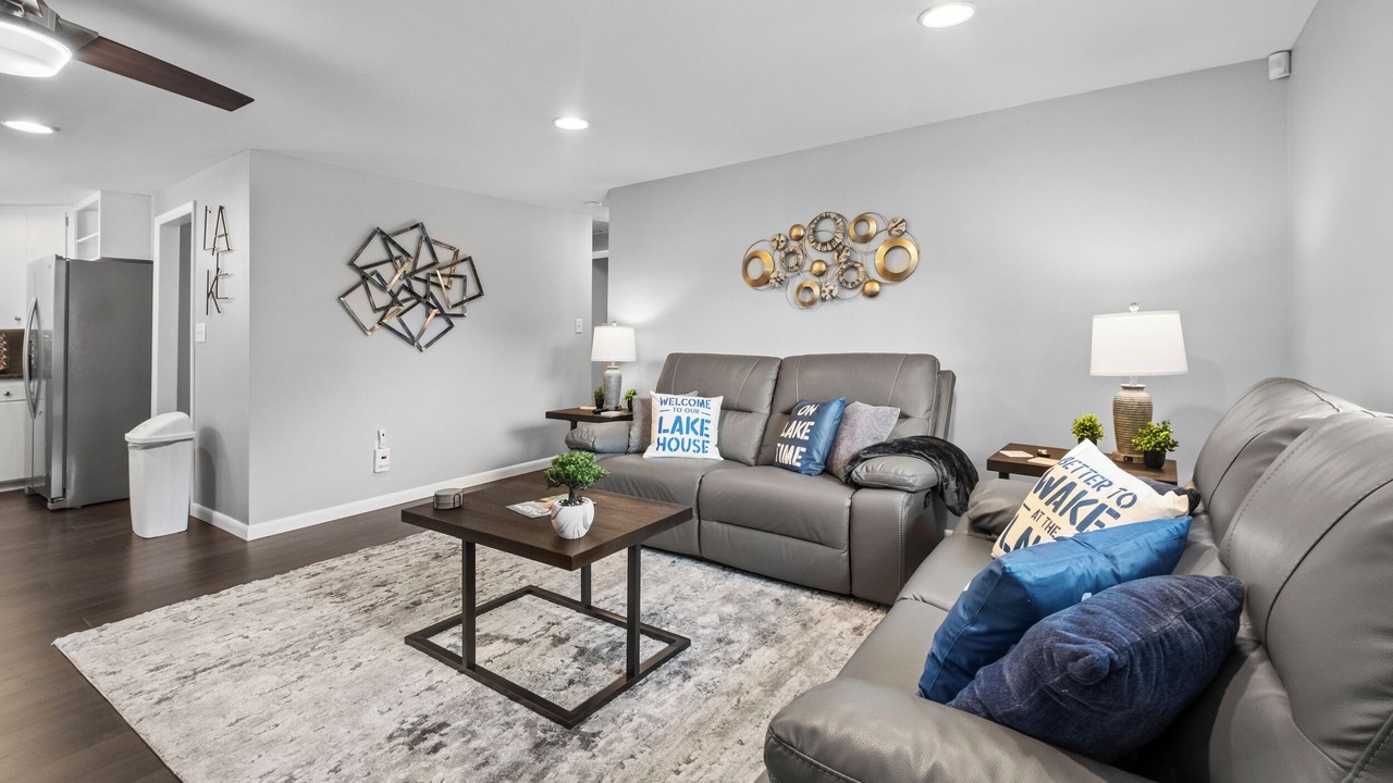 Photo of Livingroom in Grove
