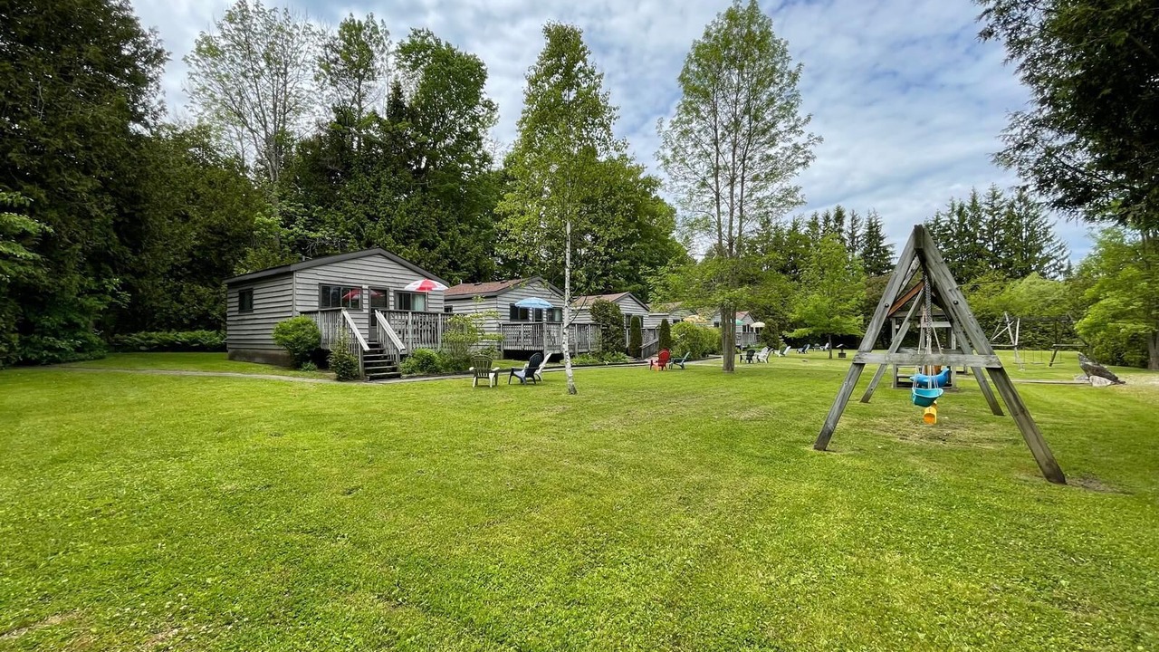 Photo of Others in Hope Bay