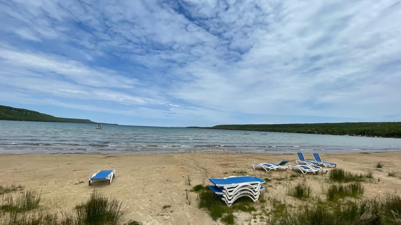 Photo of Others in Hope Bay