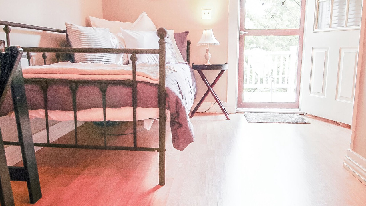 Photo of Bedroom in Eureka Springs Historic District