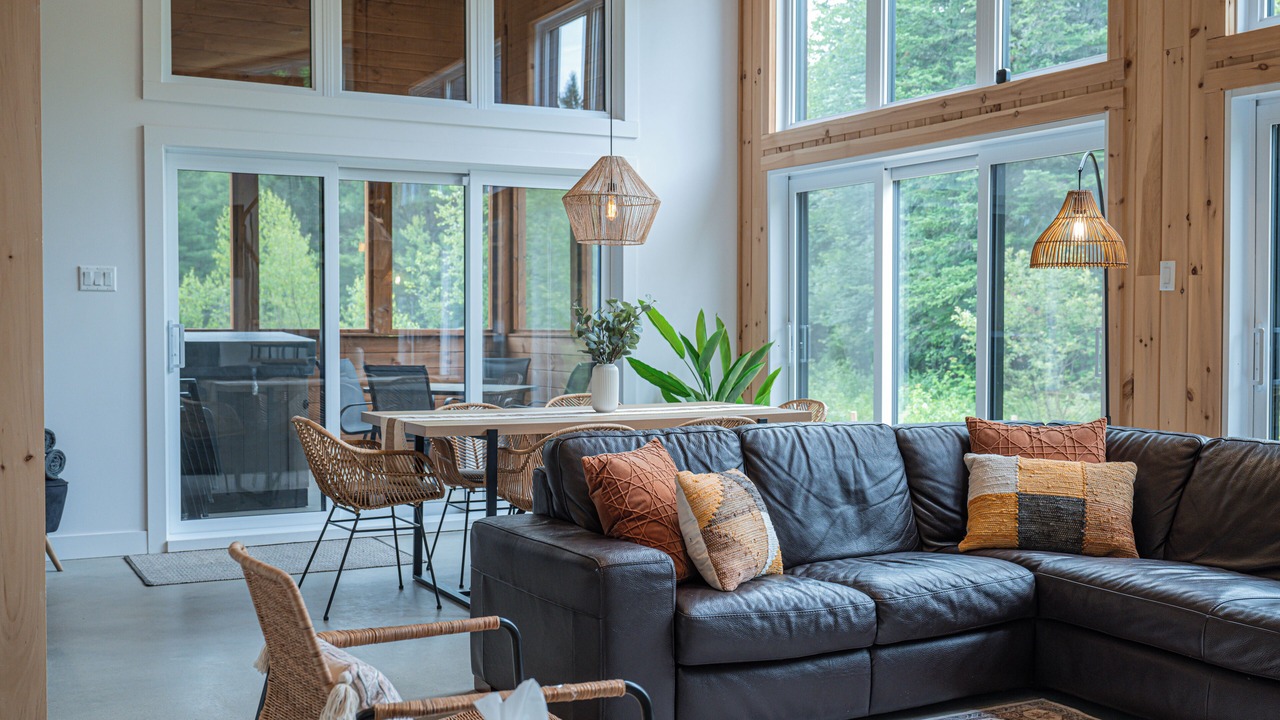 Photo of Livingroom in Mandeville