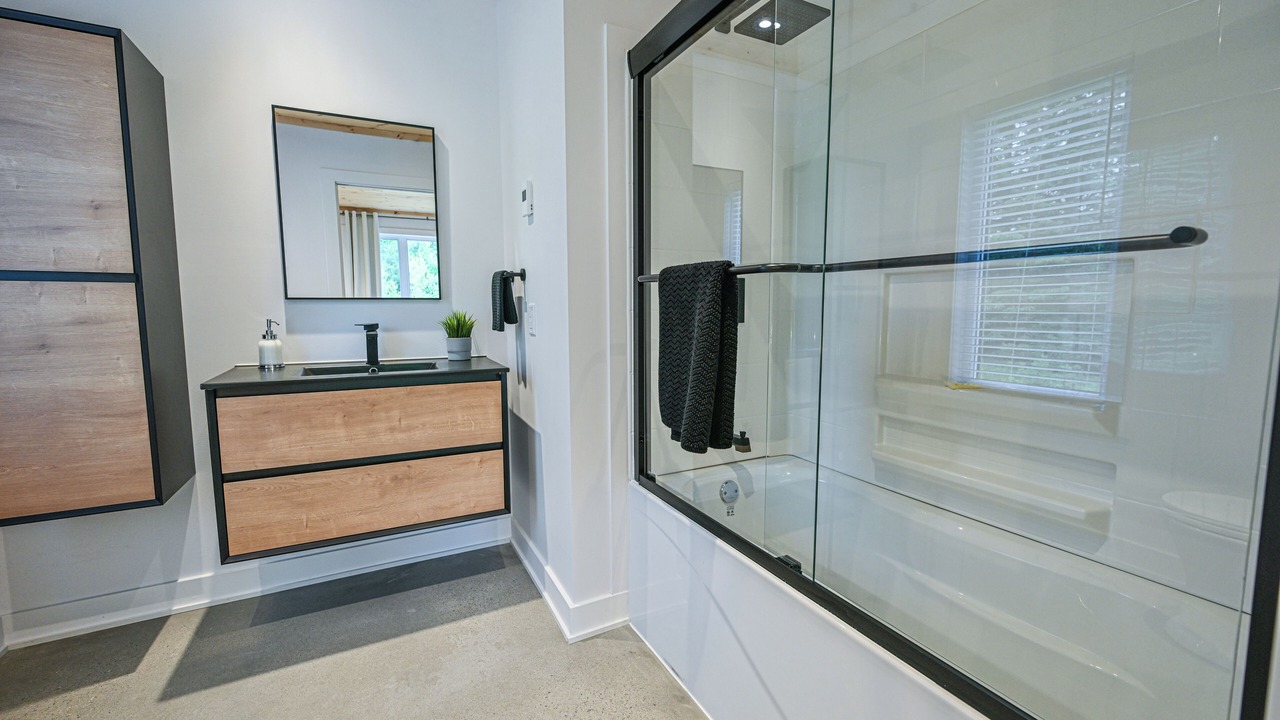Photo of Bathroom in Mandeville