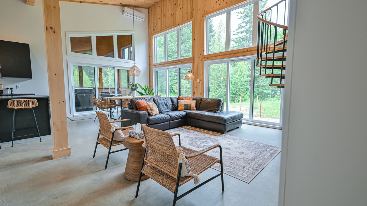 Photo of Livingroom in Mandeville