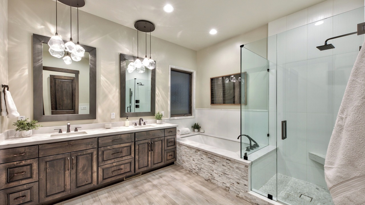 Photo of Bathroom in Al Tahoe