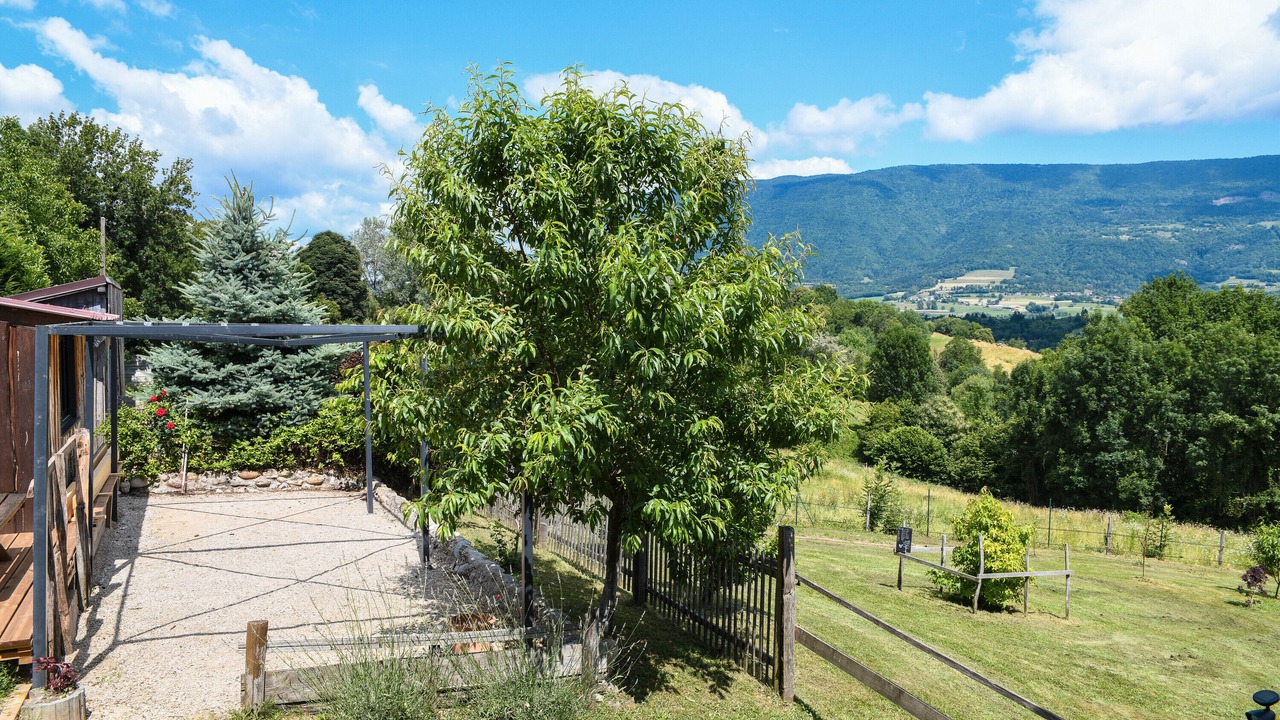 Photo of Outdoor in Loisieux