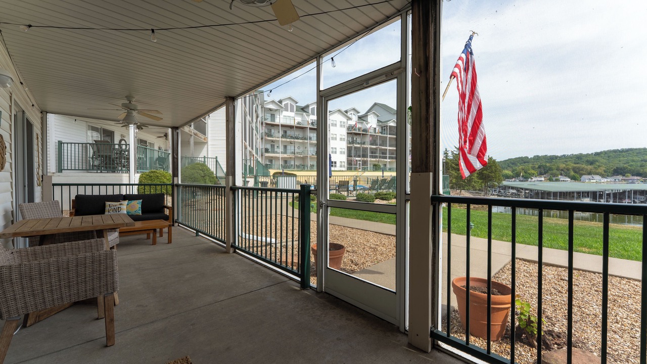 Photo of Patio Balcony in Camdenton