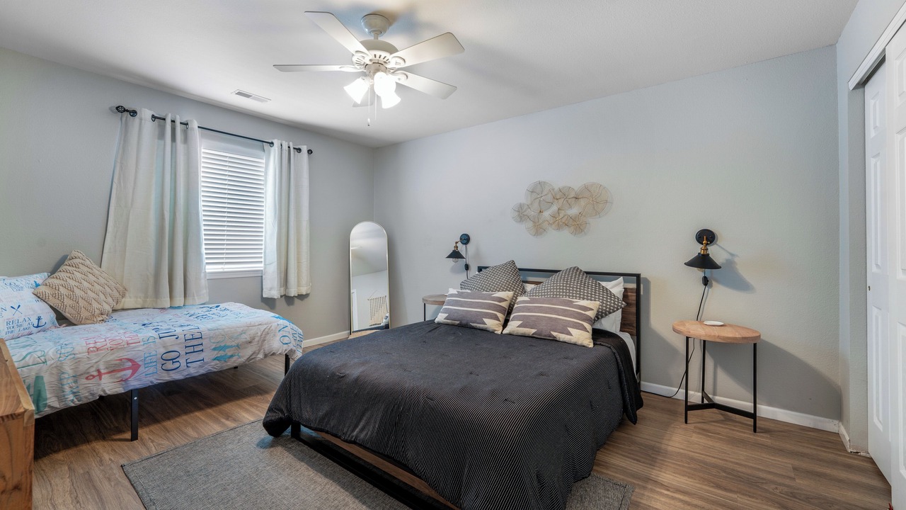 Photo of Bedroom in Camdenton