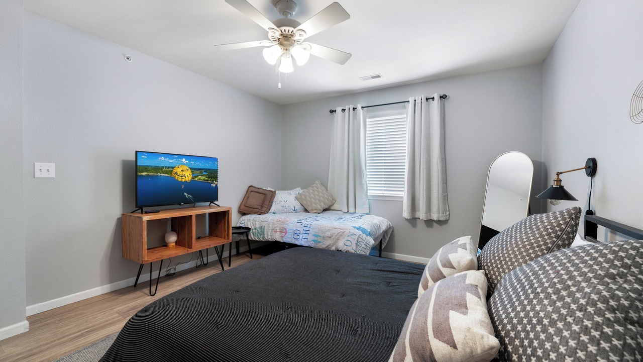 Photo of Bedroom in Camdenton