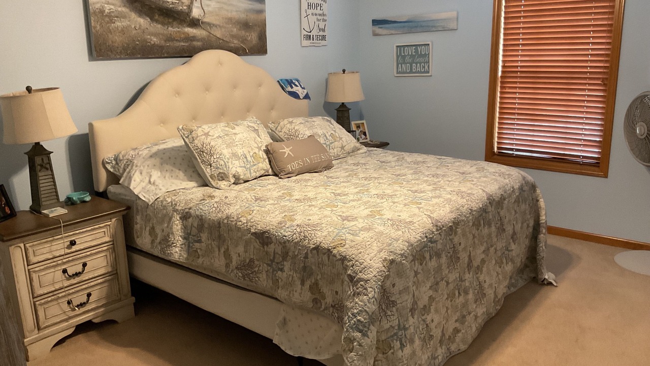 Photo of Bedroom in Lawrence