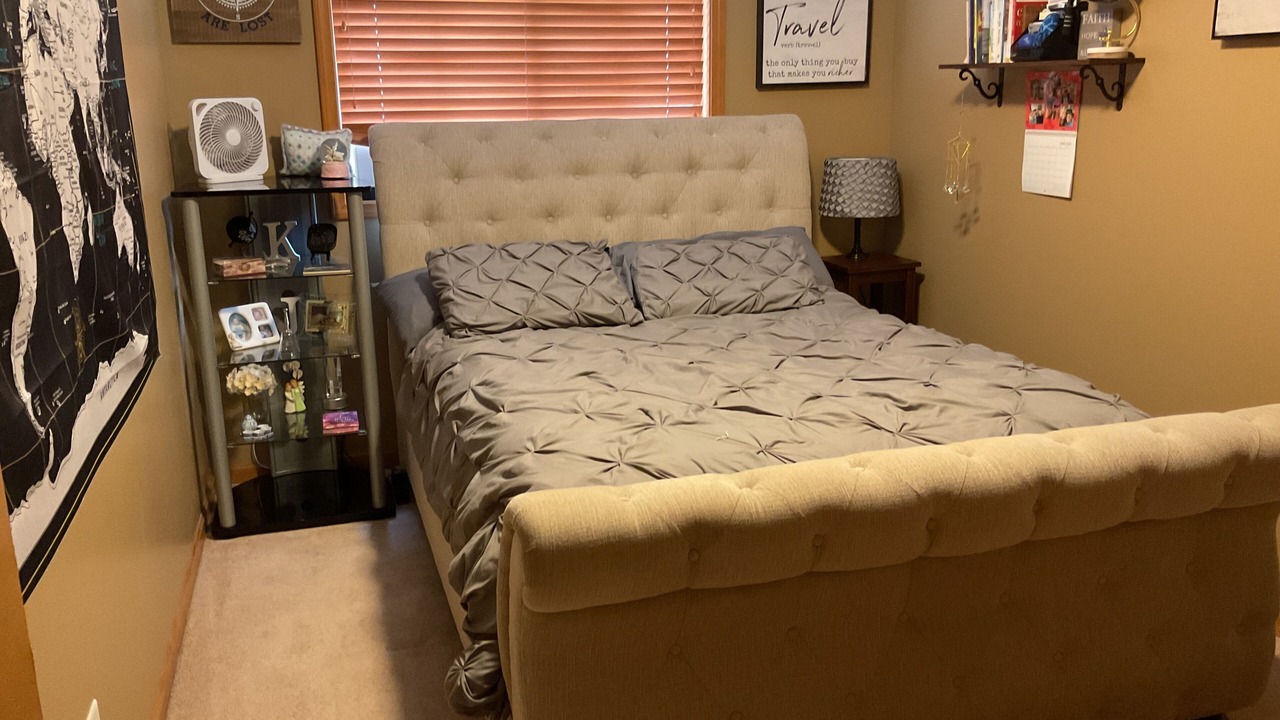Photo of Bedroom in Lawrence