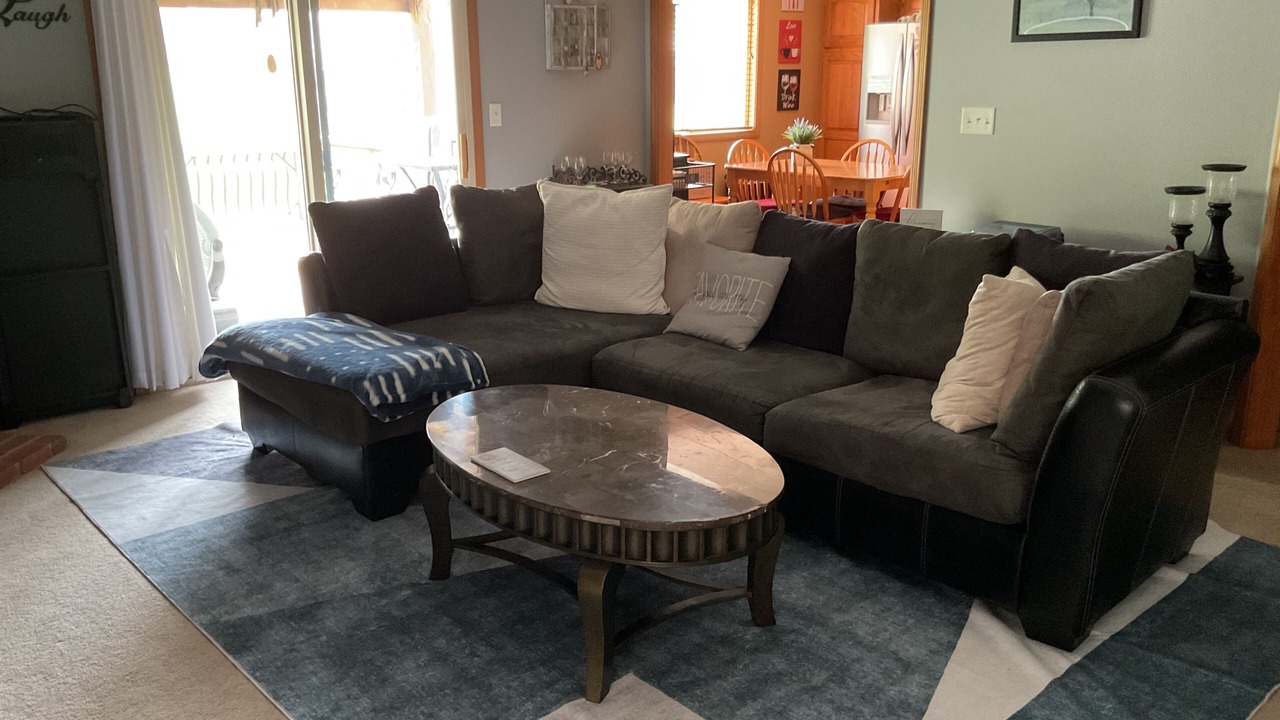 Photo of Livingroom in Lawrence