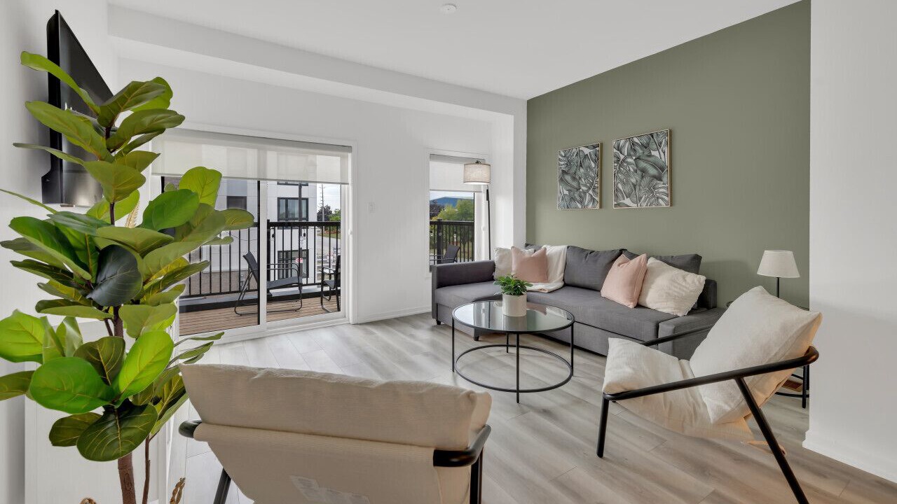 Photo of Livingroom in Ajax