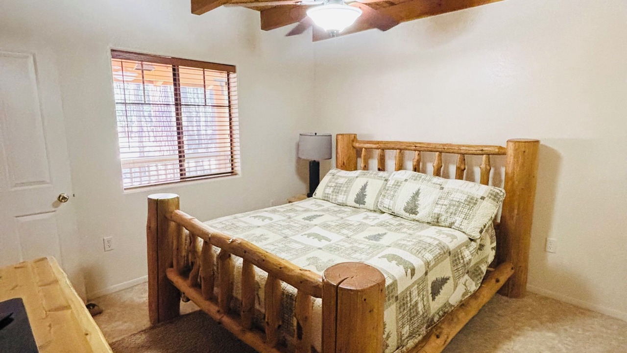 Photo of Bedroom in Alpine