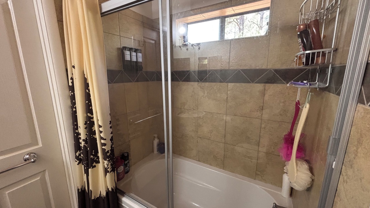 Photo of Bathroom in Alpine