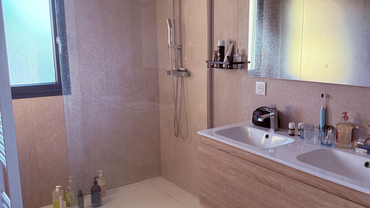 Photo of Bathroom in Baillargues