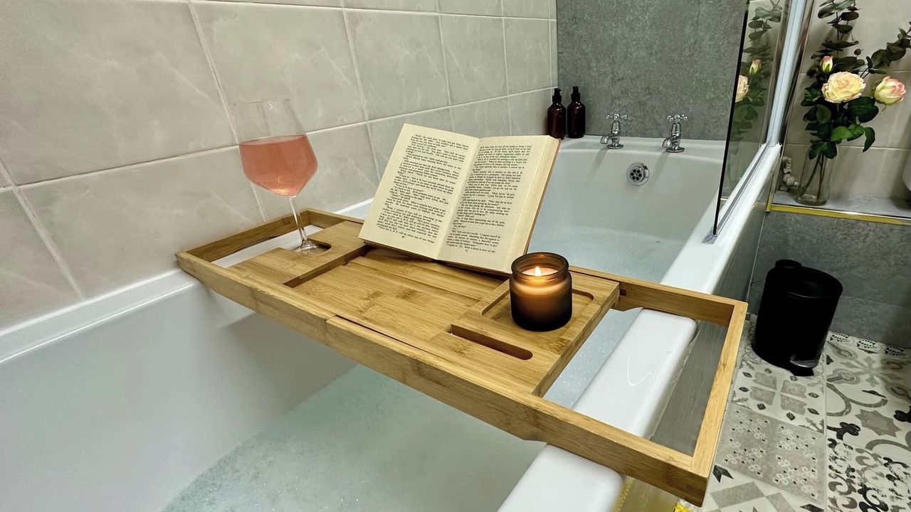 Photo of Bathroom in Cwm Frwd Oer