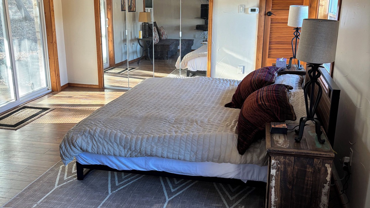 Photo of Bedroom in Lampasas