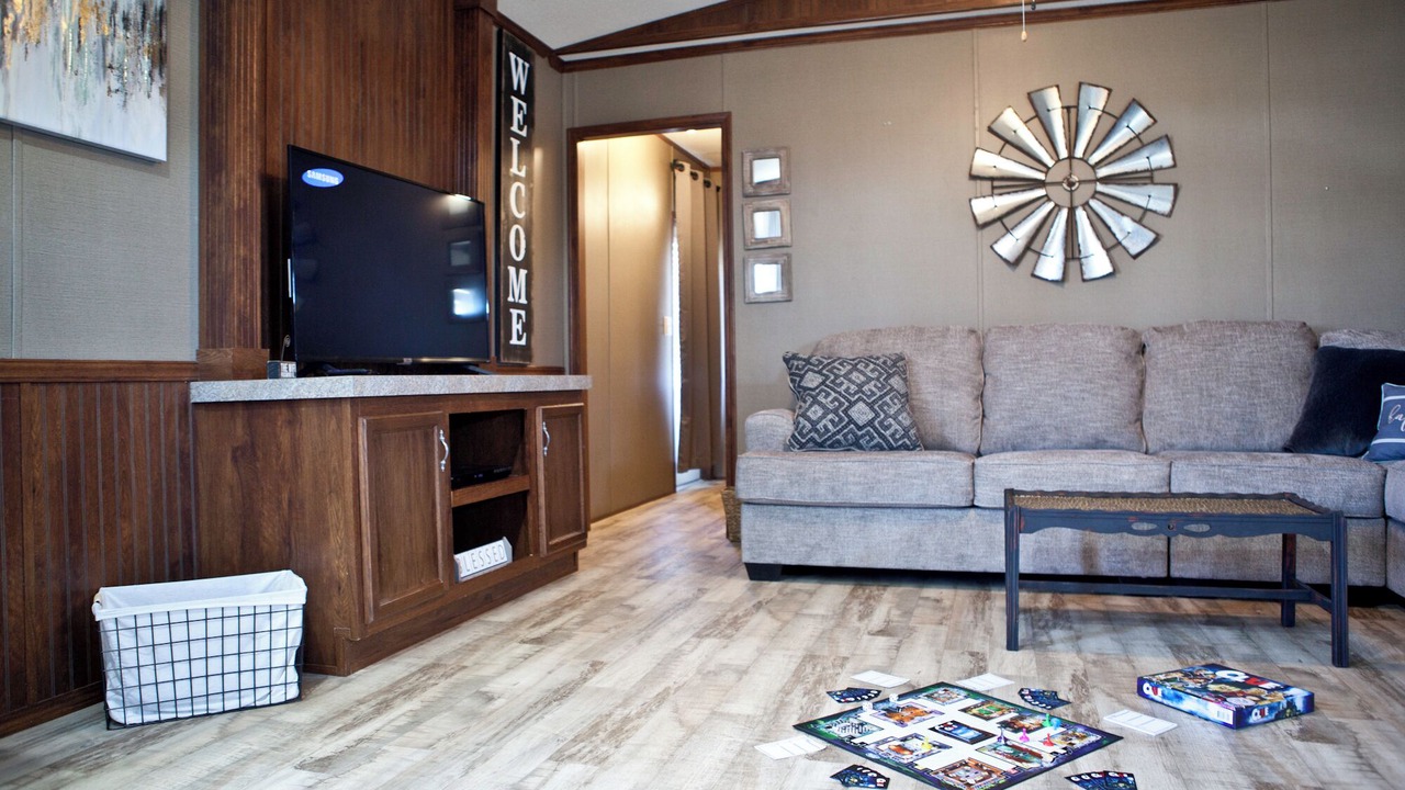 Photo of Livingroom in Canton