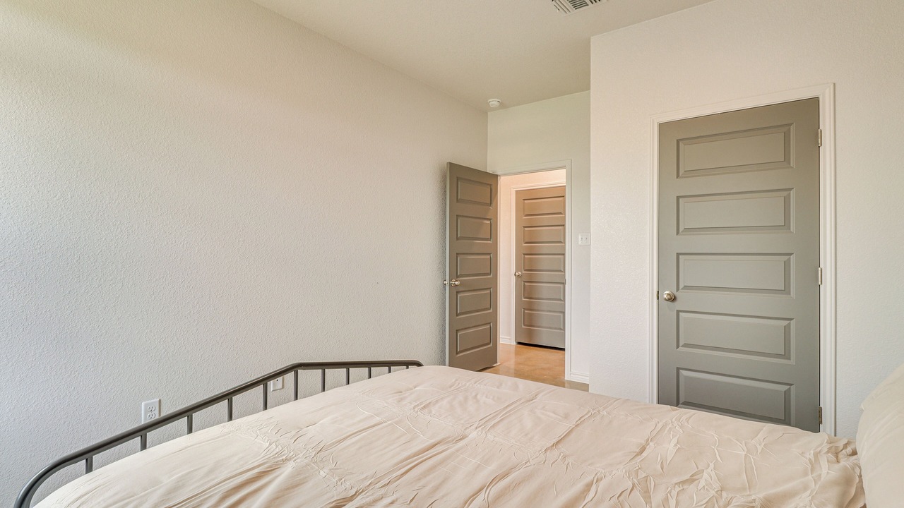 Photo of Bedroom in Temple