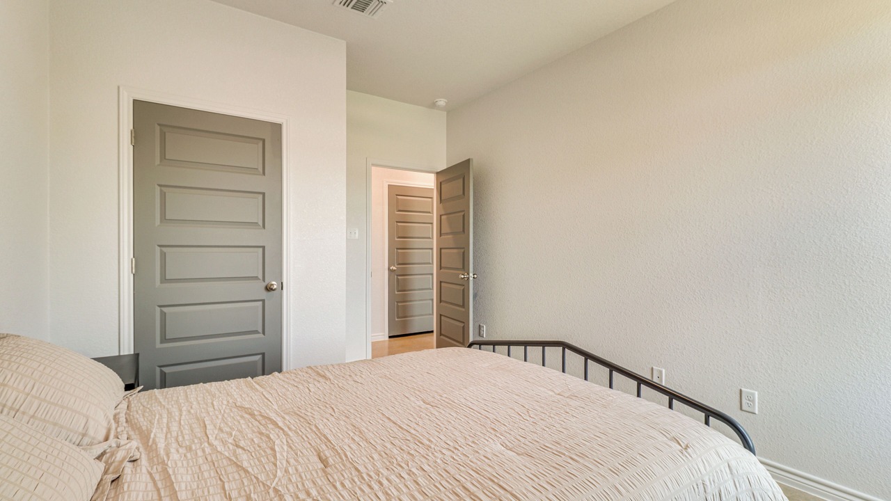 Photo of Bedroom in Temple