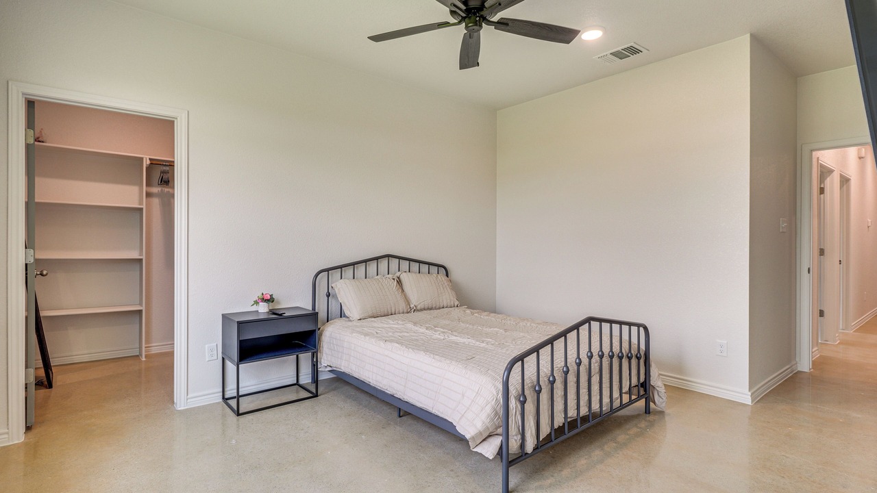 Photo of Bedroom in Temple
