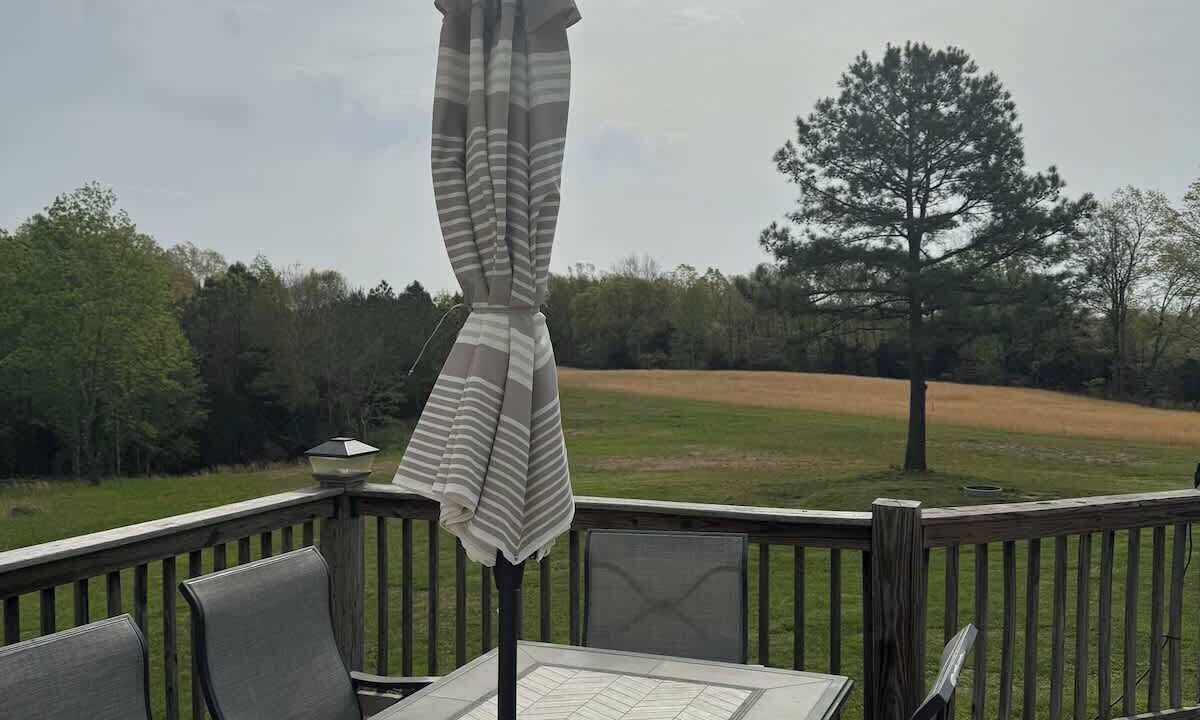 Photo of Outdoor in McEwen