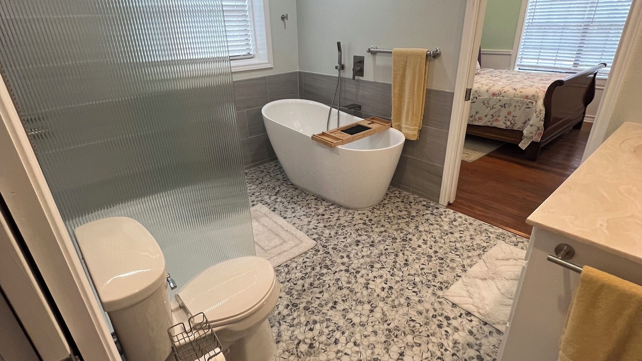 Photo of Bathroom in Blanco
