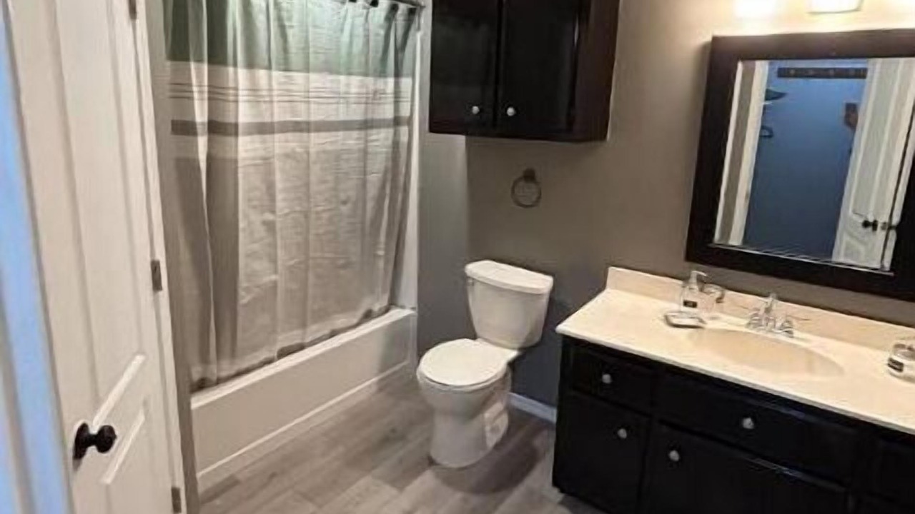 Photo of Bathroom in Hattiesburg