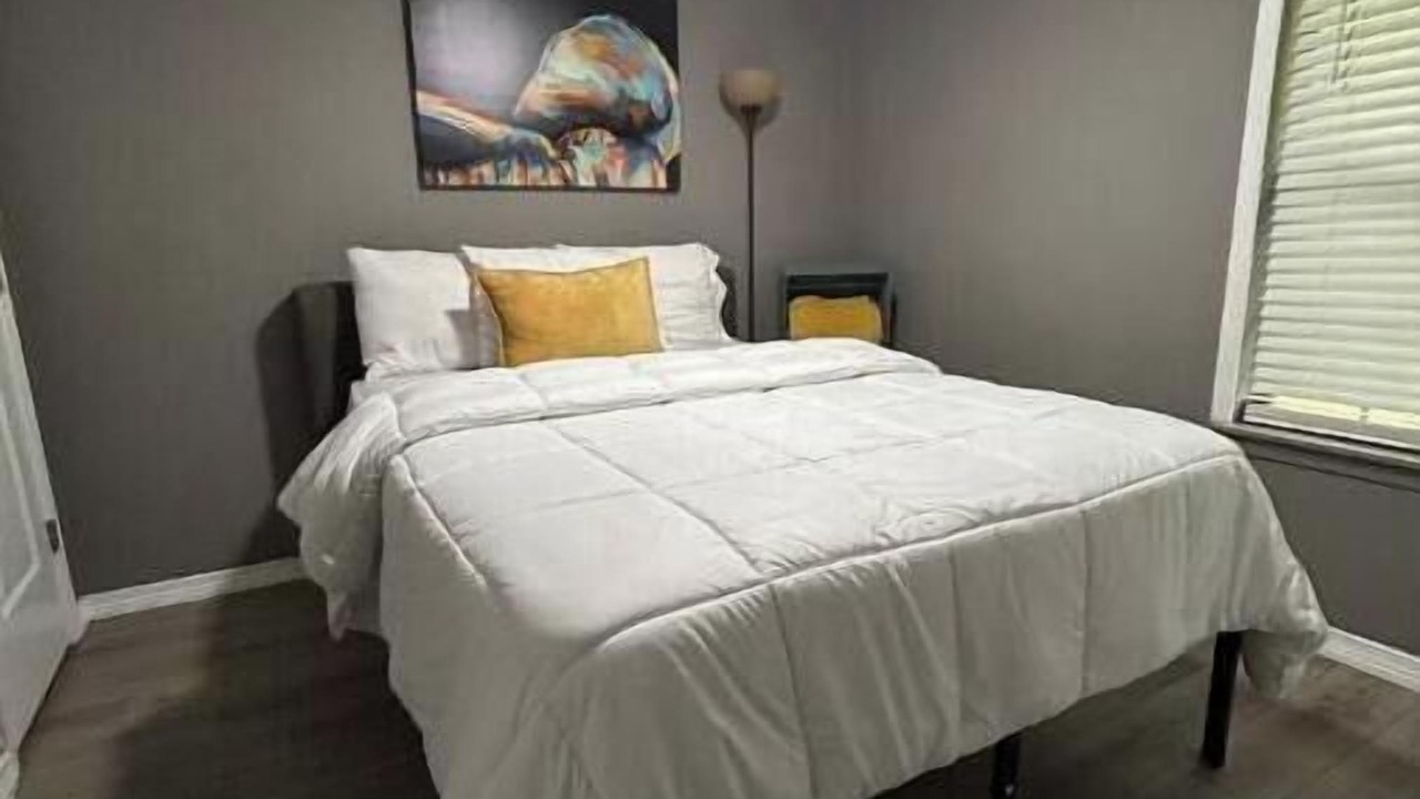 Photo of Bedroom in Hattiesburg