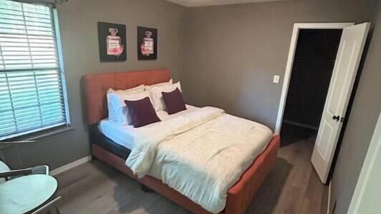 Photo of Bedroom in Hattiesburg