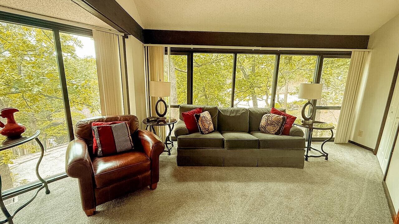 Photo of Bedroom in Village of Four Seasons