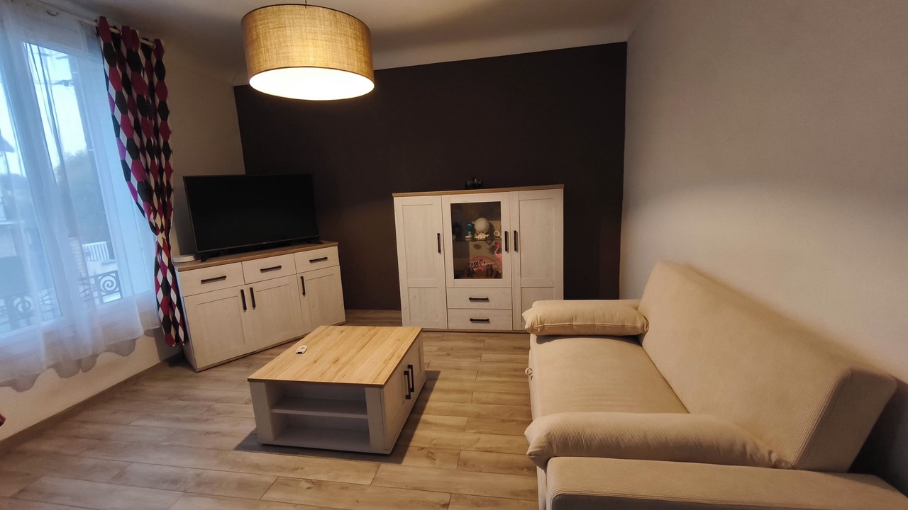 Photo of Livingroom in Sainte-Genevieve-des-Bois