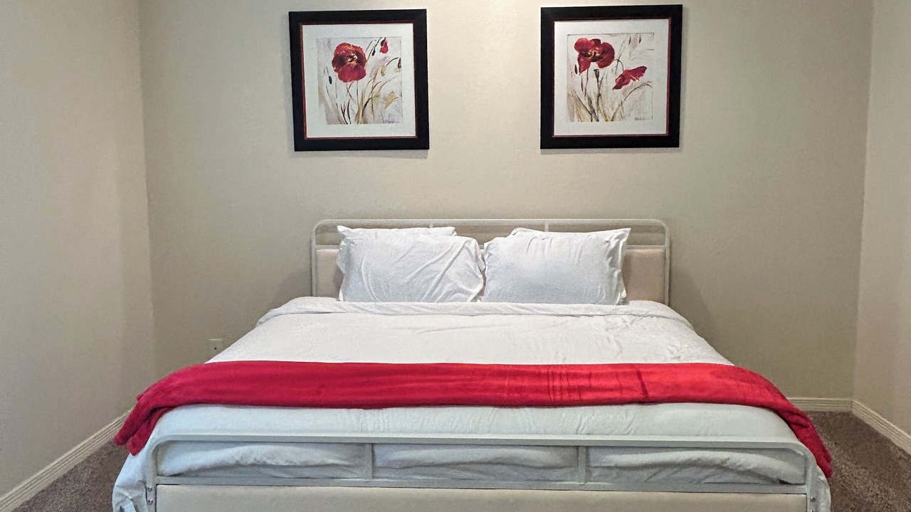 Photo of Bedroom in Biggs Field