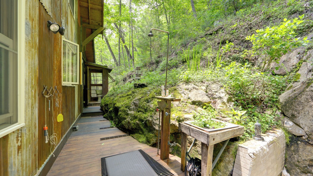 Photo of Bathroom in Cullowhee