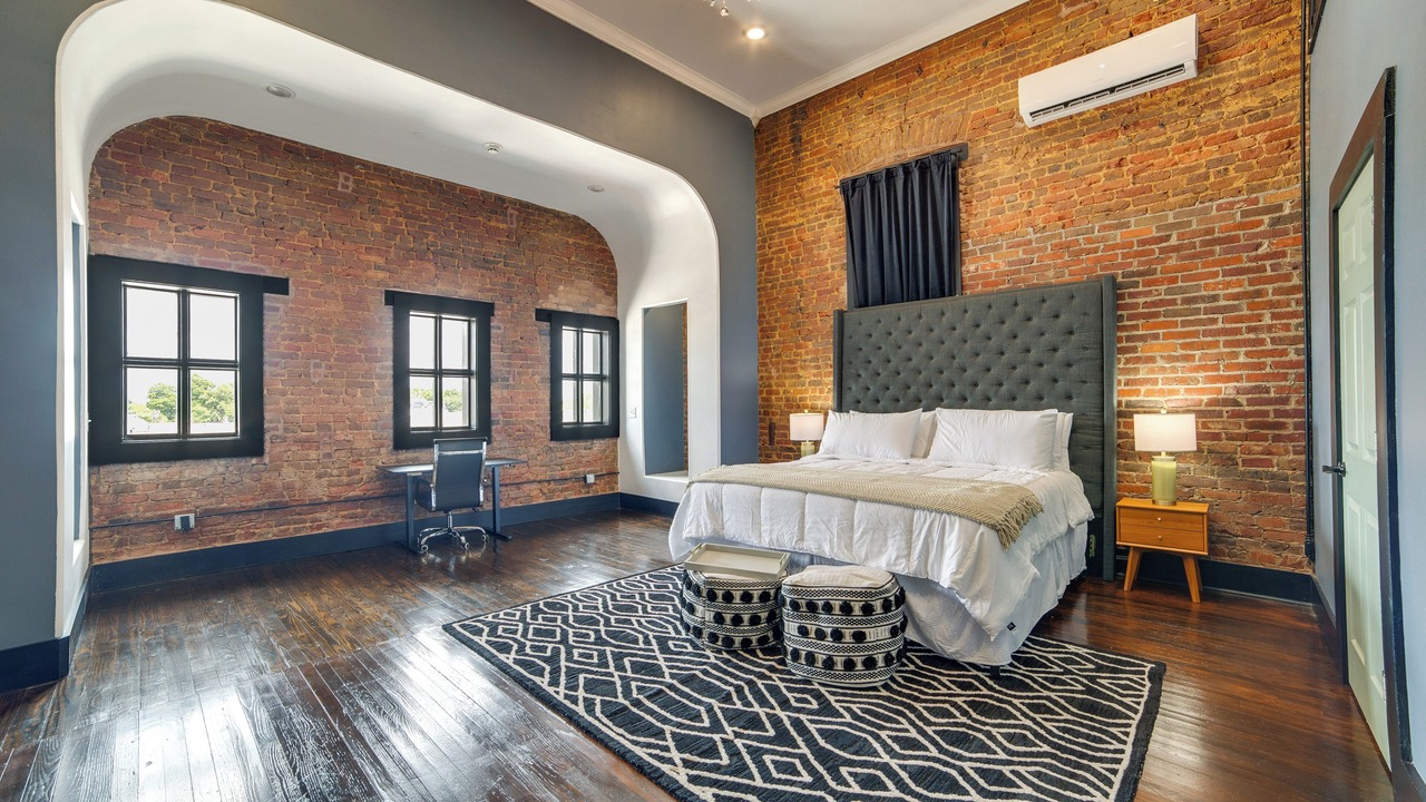 Photo of Bedroom in Marshall