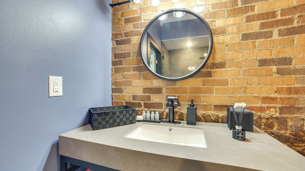 Photo of Bathroom in Marshall