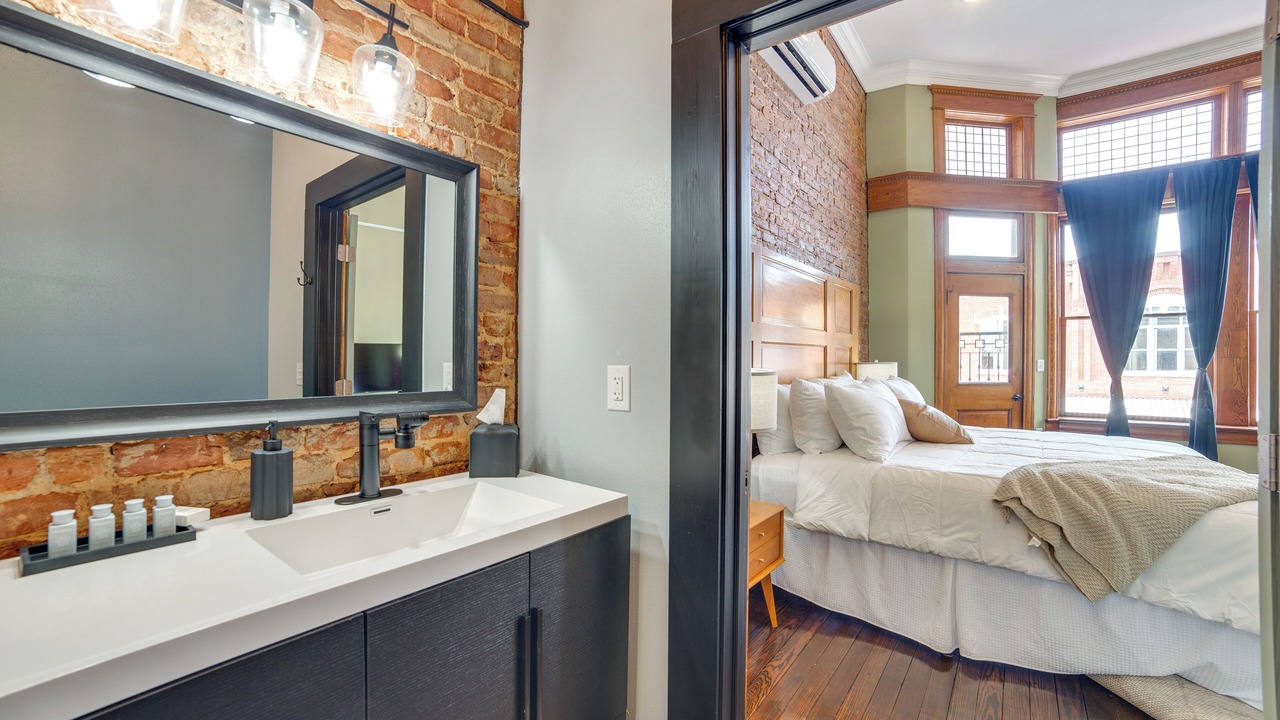 Photo of Bedroom in Marshall