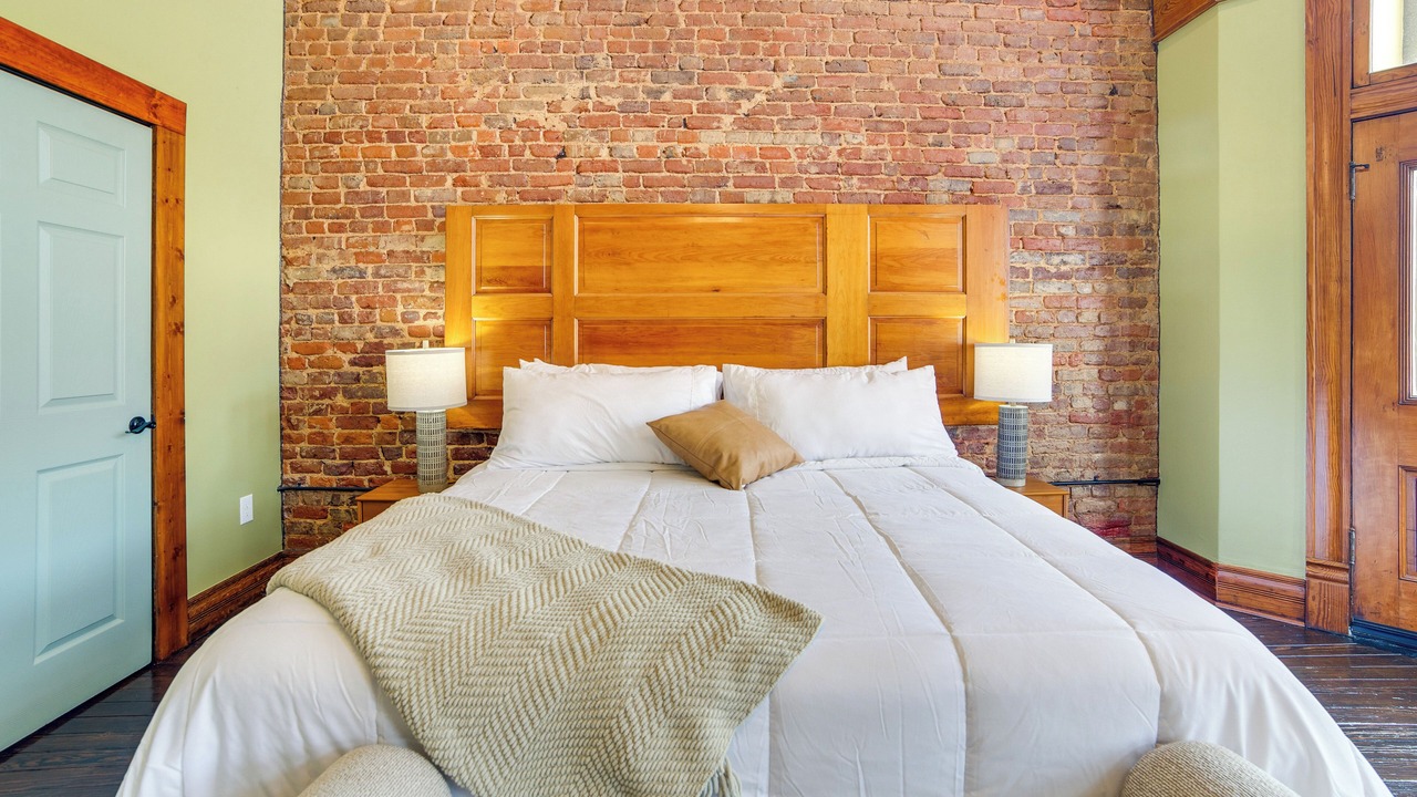 Photo of Bedroom in Marshall