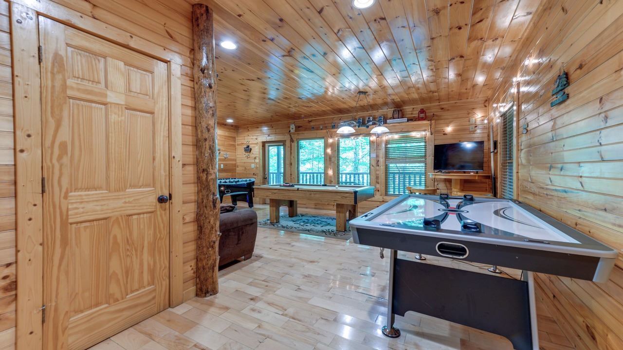 Photo of Bedroom in Hemlock Hills