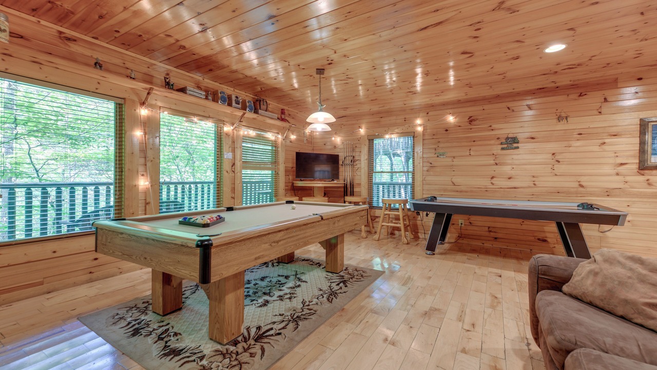 Photo of Bedroom in Hemlock Hills
