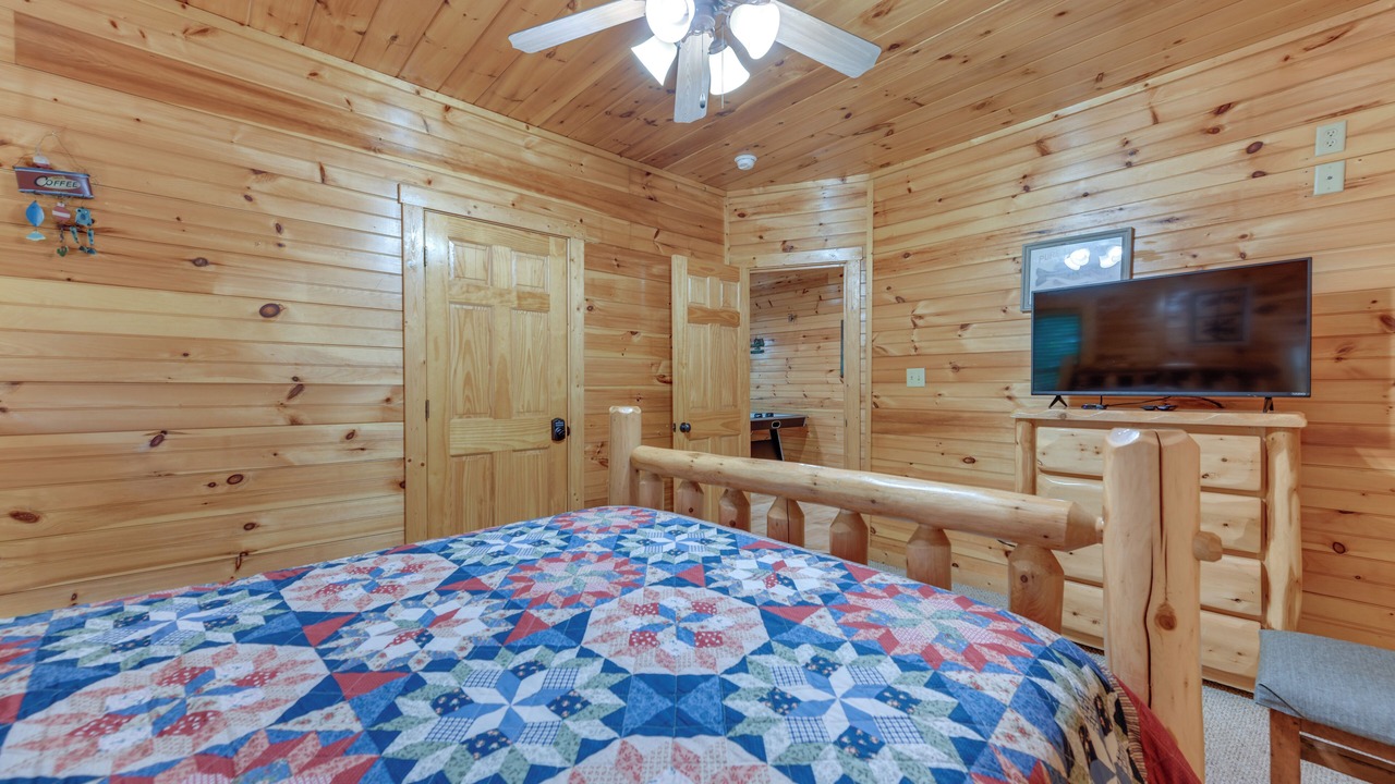 Photo of Bedroom in Hemlock Hills