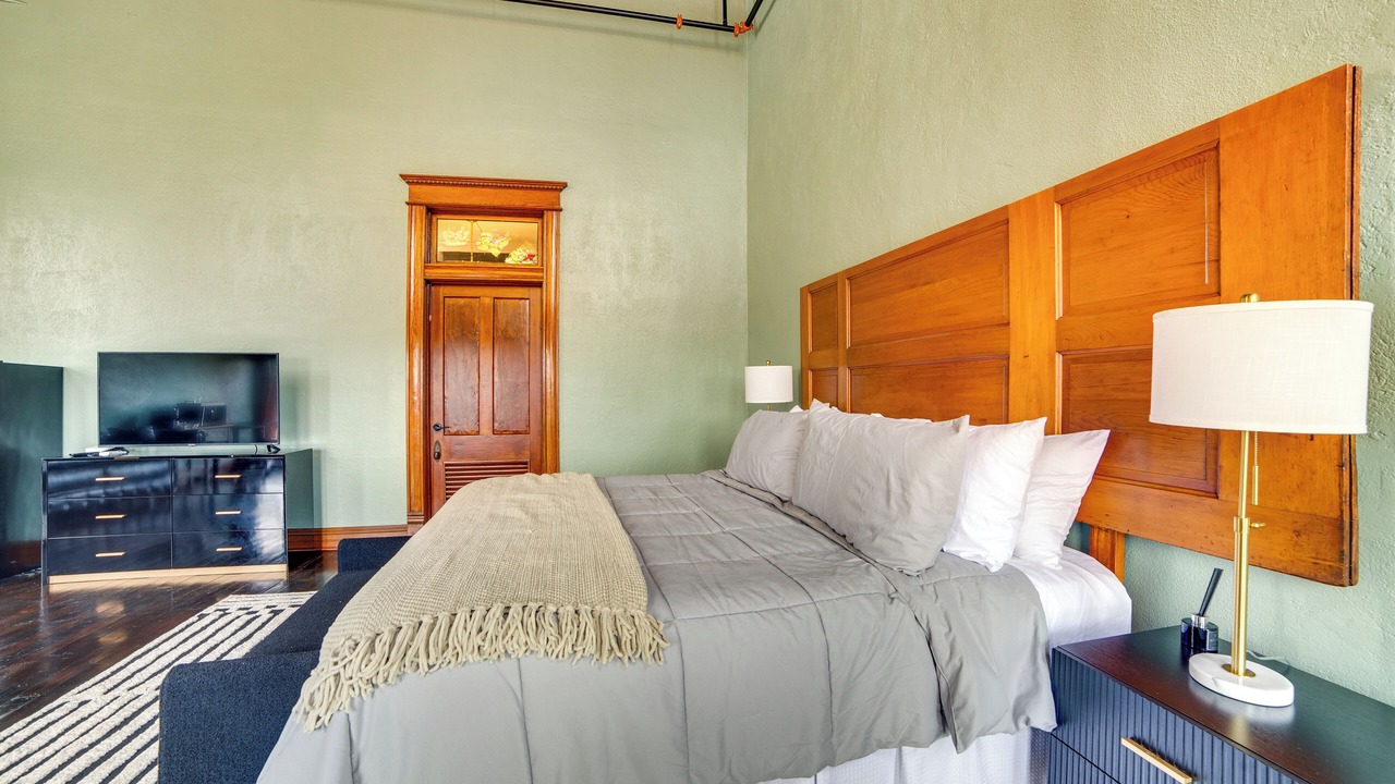 Photo of Bedroom in Marshall