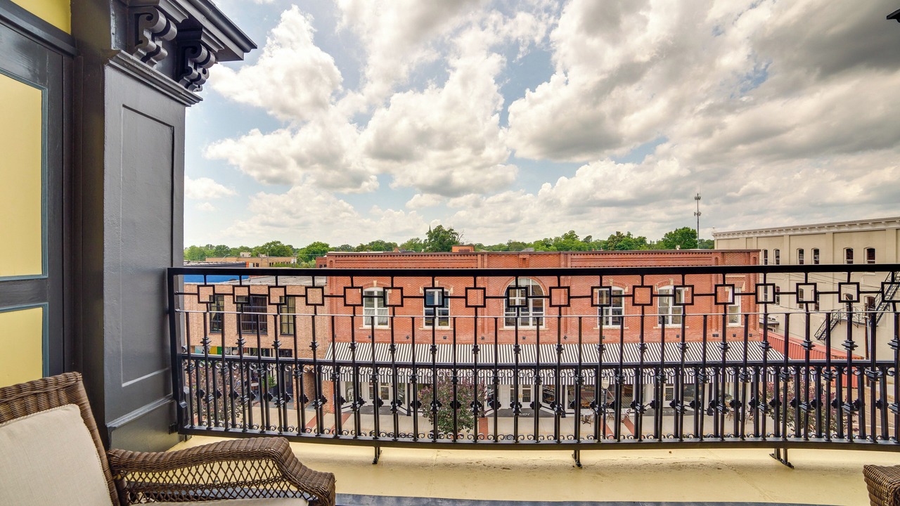 Photo of Outdoor in Marshall