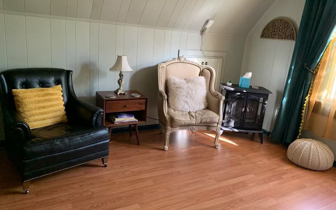 Photo of Livingroom in Eureka Springs Historic District