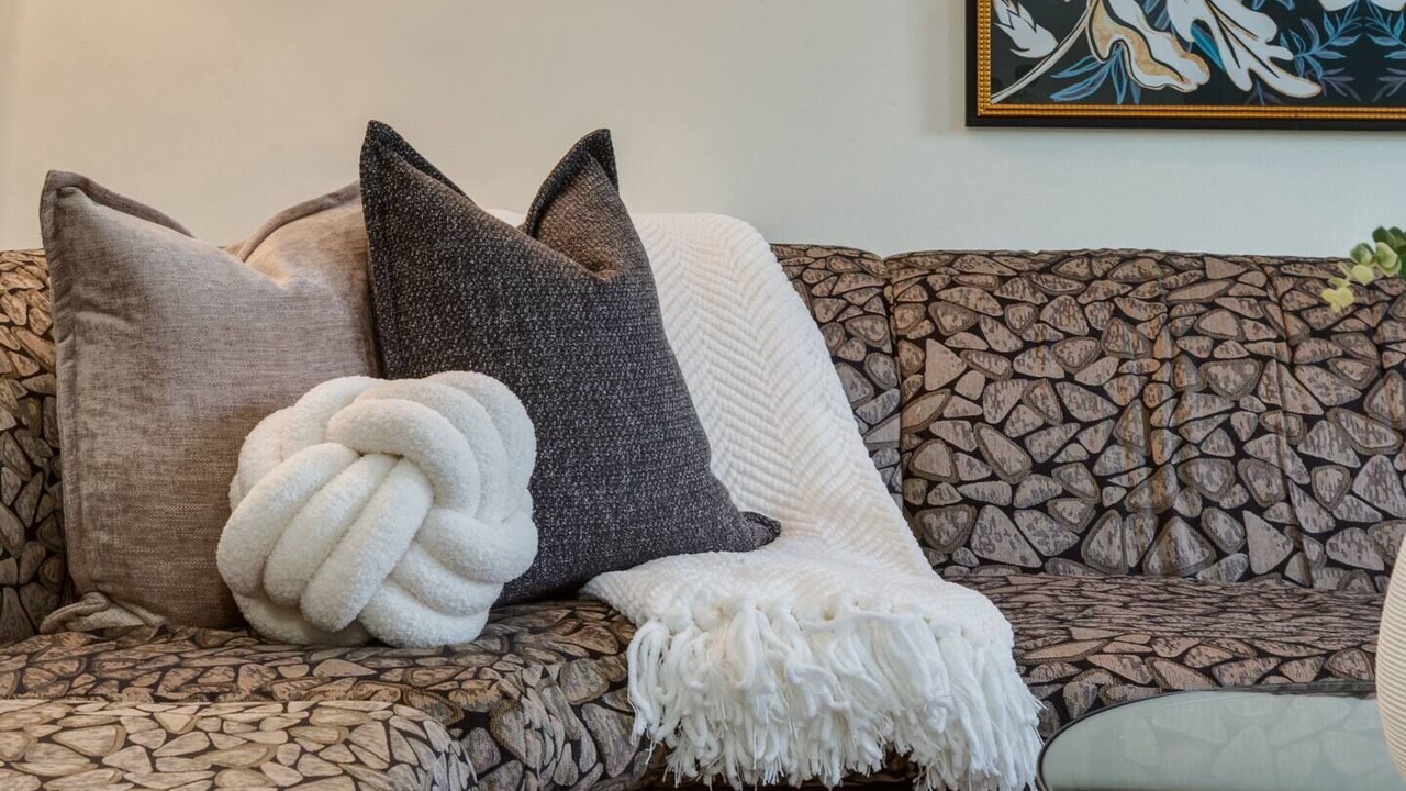 Photo of Livingroom in Crescent Heights