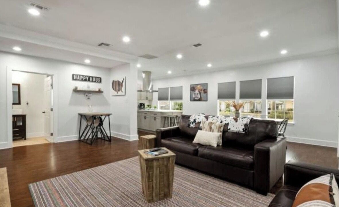 Photo of Livingroom in Highland Park