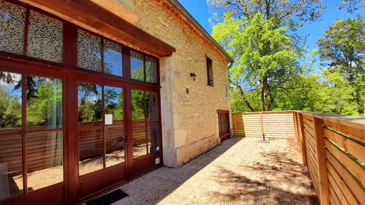 Photo of Patio Balcony in Roumagne
