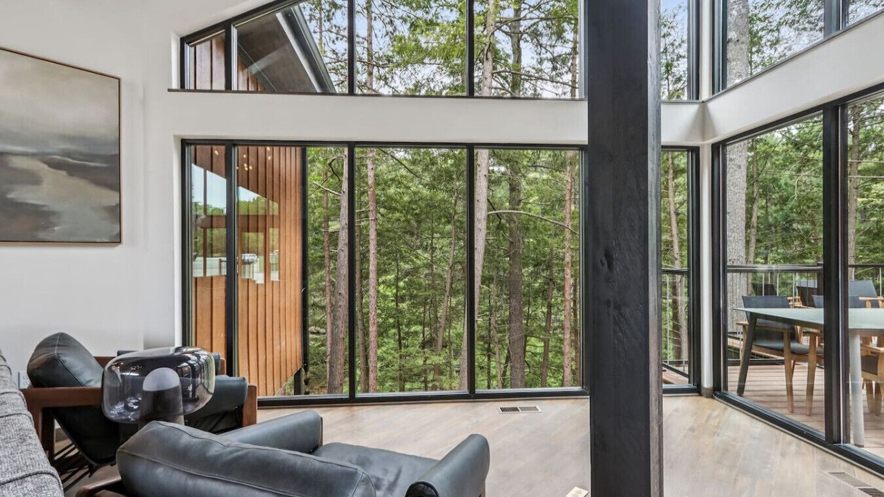 Photo of Livingroom in Lake Delton