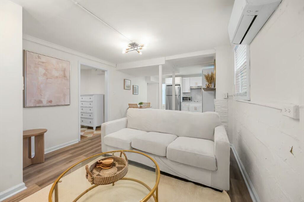 Photo of Livingroom in Lindridge-Martin Manor