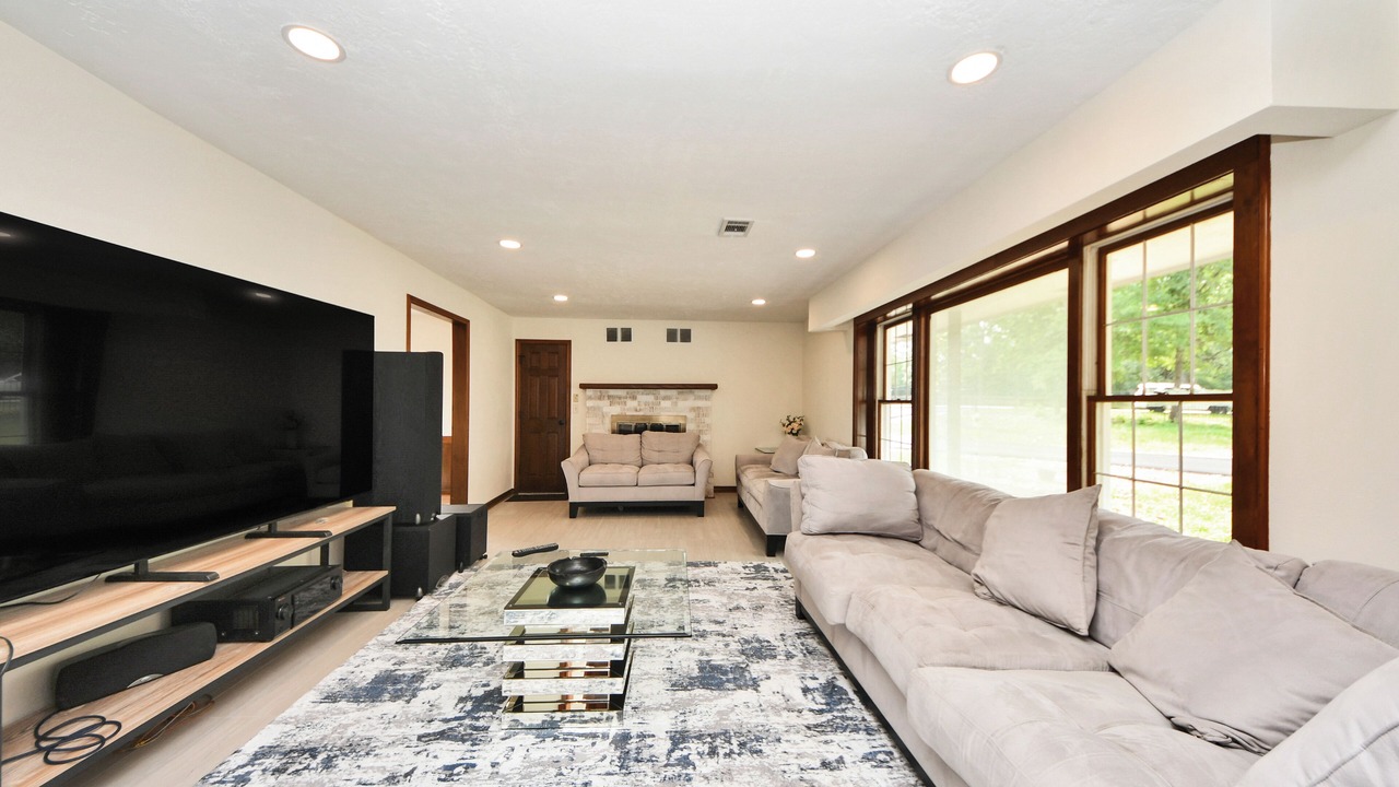 Photo of Livingroom in Blue Bell Estates